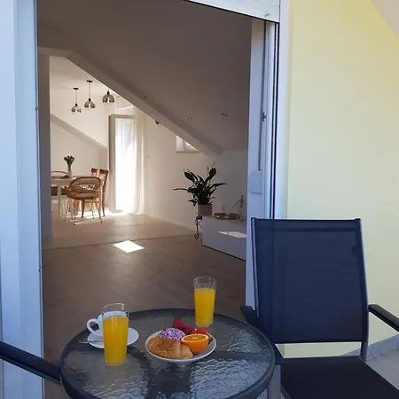 Sea View Suzana Apartment