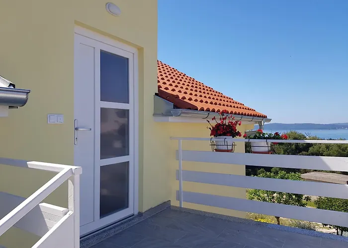Sea View Suzana *